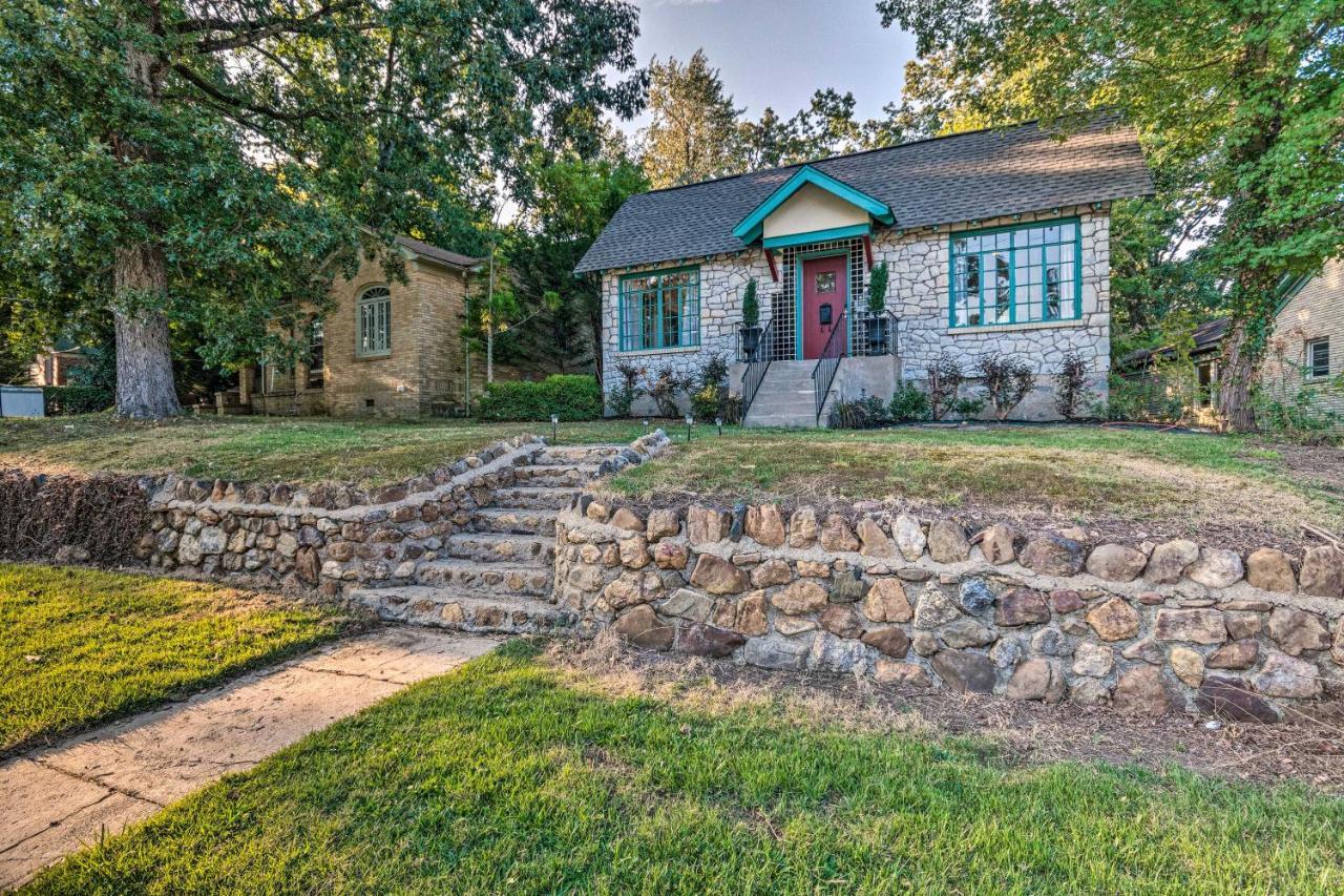 Hot Springs Home With Hot Tub, 2 Mi To National Park エクステリア 写真